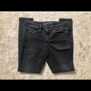 Universal Thread Midrise Skinny Jeans Size 6/28R